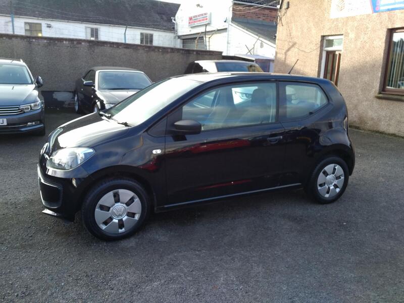 VOLKSWAGEN UP 1.0 Take up! 2014