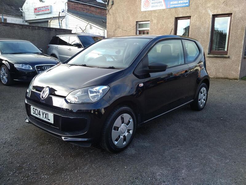 VOLKSWAGEN UP 1.0 Take up! 2014