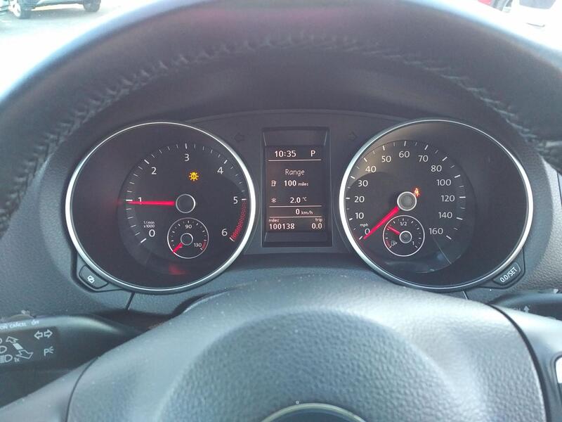 VOLKSWAGEN GOLF 1.6 TDI Match 2011